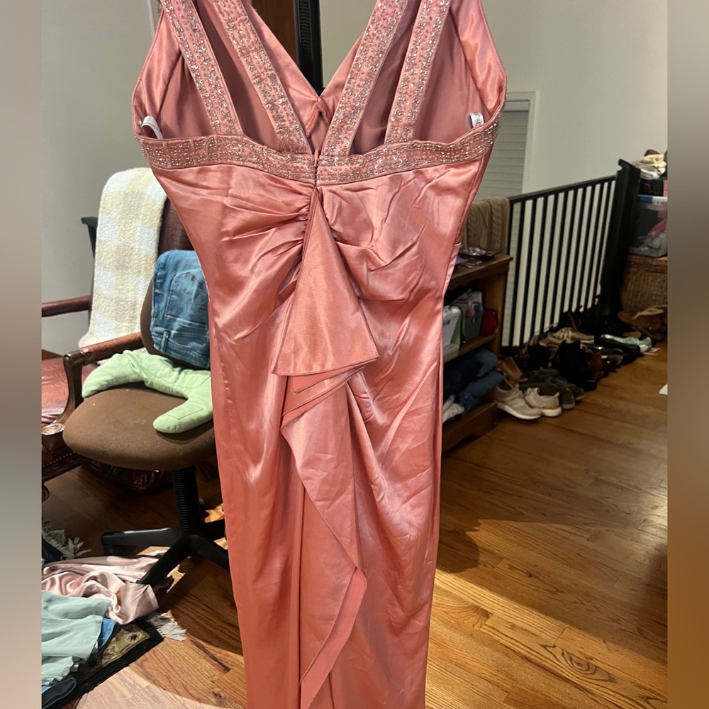 Elegant Pink Satin Prom Dress - Picture 3 of 10